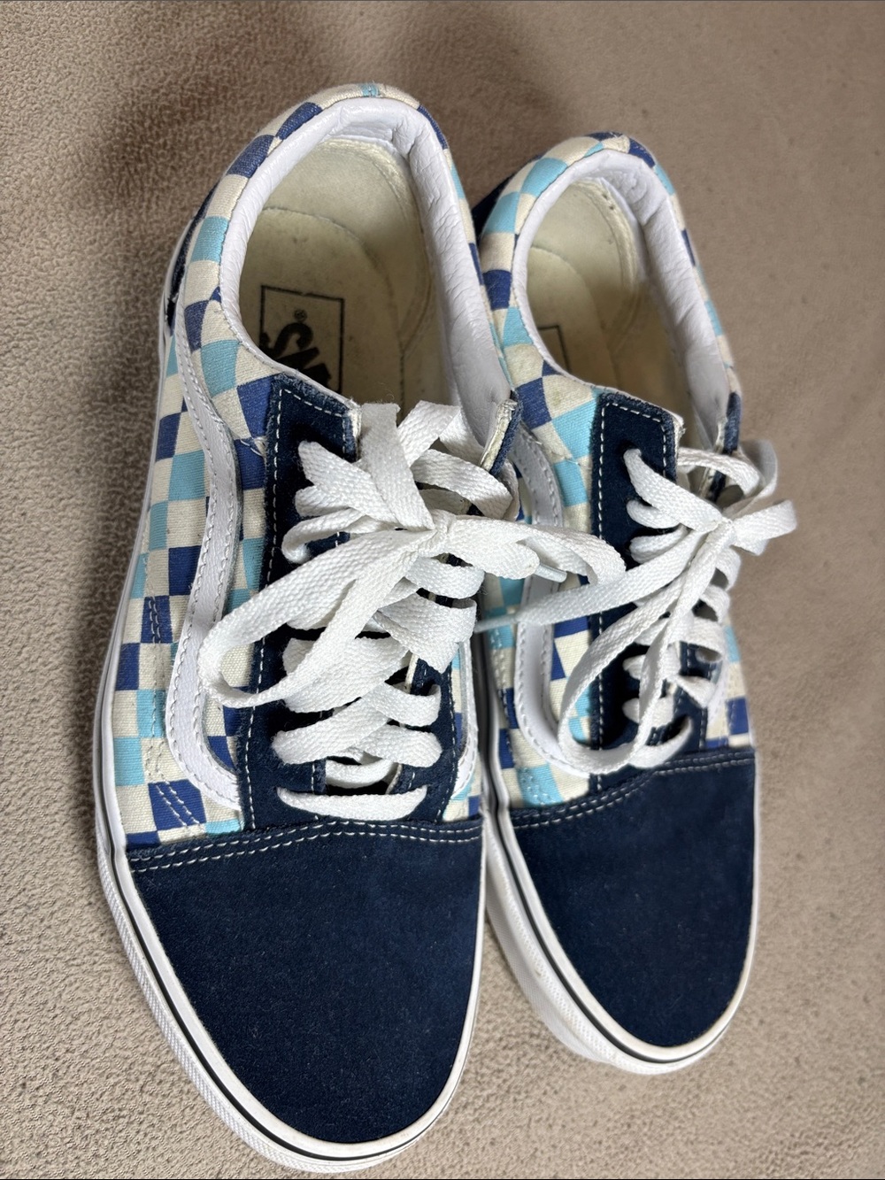 Vans Checkerboard Low-Top Sneakers in Navy and Light Blue - Picture 2 of 6